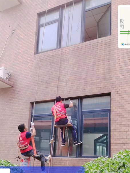 嘉定承接各类窗户玻璃维修